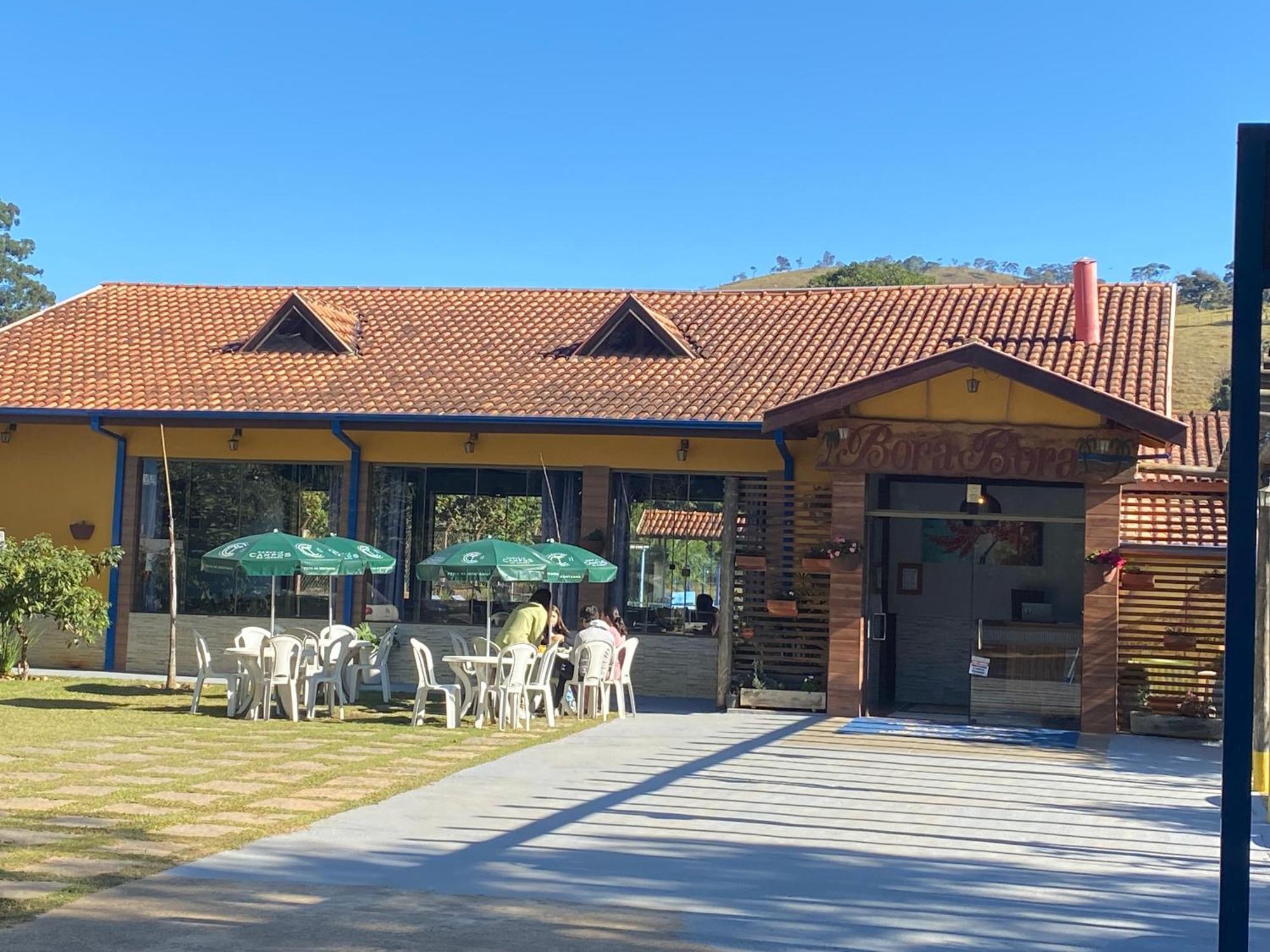 Pousada E Restaurante Bora Bora Da Serra Sao Bento do Sapucai Luaran gambar